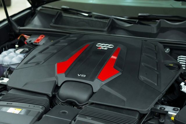 Audi RS Q8 ra mắt tại Việt Nam - SUV mang linh hồn Lamborghini Urus với diện mạo khiêm tốn - Ảnh 5.