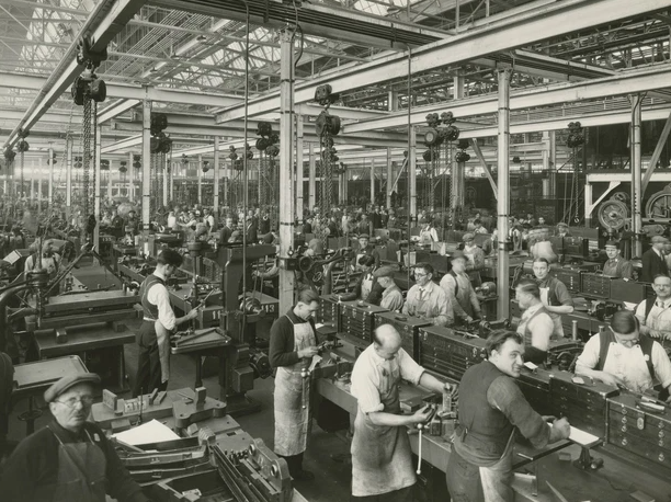 Elon Musk: Hiện thân của Henry Ford trong thời đại số hóa? - Ảnh 1.