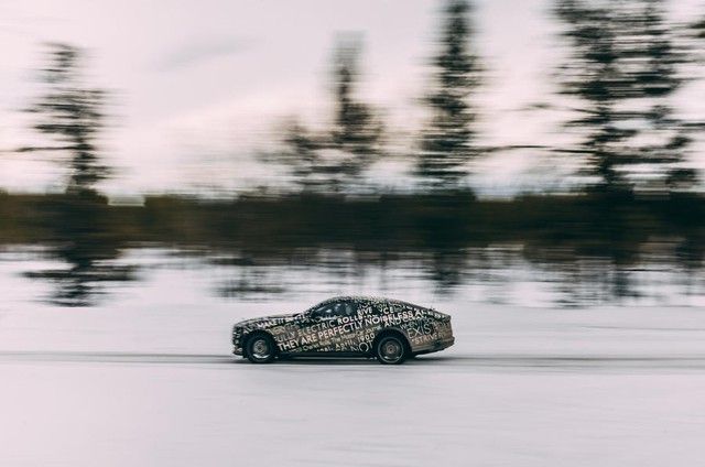 Sớm trải nghiệm Rolls-Royce Spectre trước khi ra mắt năm sau - Siêu phẩm khác biệt hoàn toàn so với Phantom, Ghost và Cullinan về mọi mặt - Ảnh 2.