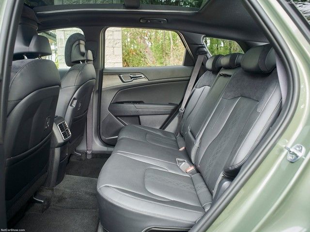Kia Sportage 2022 lần đầu tiên tiết lộ thông số tại Việt Nam: có 8 phiên bản, trang bị hộp số tự động điện tử, không thiếu những tính năng đặc biệt như Sorento - Hình 4.