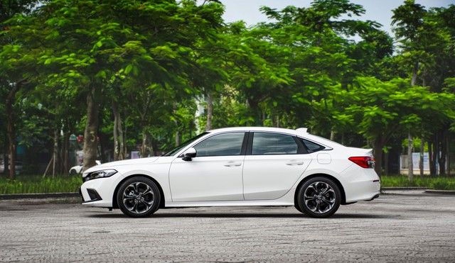Đánh giá Honda Civic 1.5G 2022: Không phù hợp cho gia đình - Ảnh 4.