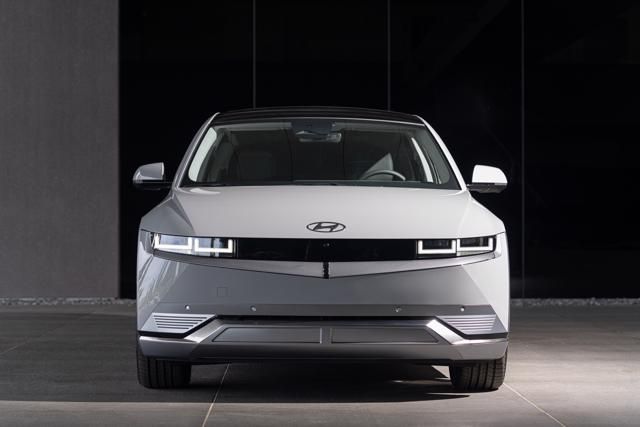 Hyundai triệu hồi tất cả các xe Ioniq 5 đã bán tại Mỹ để khắc phục sự cố phần mềm - Hình 2.