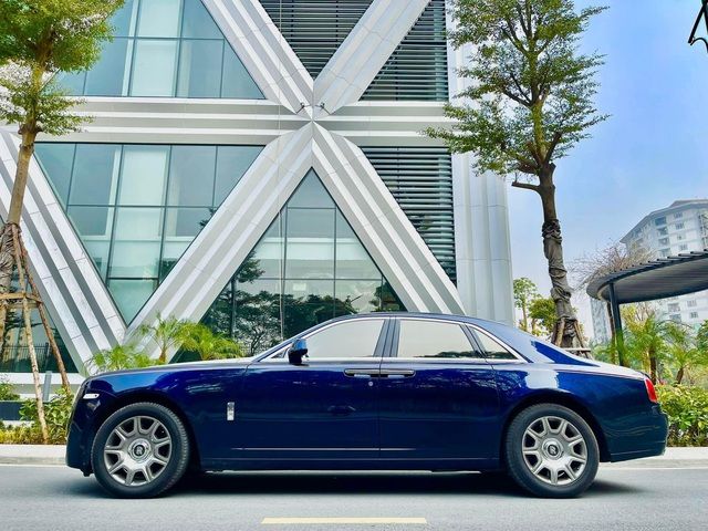 Nhờ biển số đẹp, Rolls-Royce Ghost 6 năm tuổi được rao bán với giá lên đến 20 tỷ đồng - Ảnh 5.