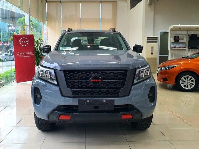 Đội ngũ xe đua nâng cấp trang bị tại Việt Nam: Mercedes-Benz tự tin, Nissan tận tâm chỉnh sửa - Hình 2.
