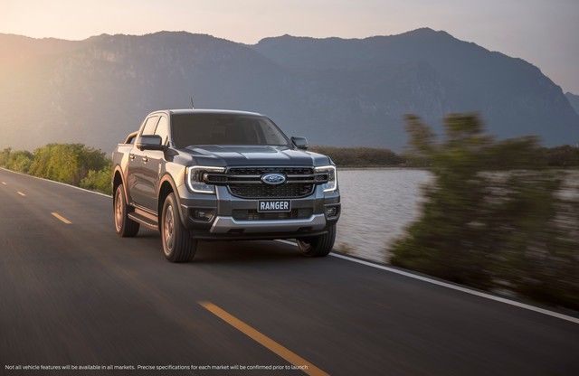 Phiên bản Ford Ranger 2022 trang bị động cơ tiêu chuẩn sản sinh công suất từ 167 mã lực, với nhiều phụ kiện hữu ích phục vụ cho việc kéo hàng nặng phía sau - Ảnh 3.