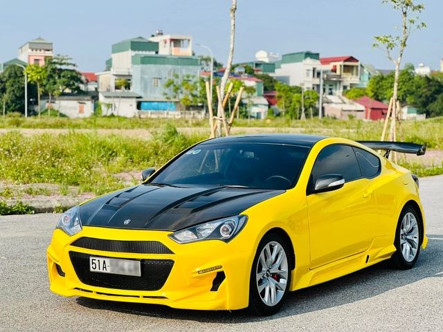 Hyundai Genesis Coupe độ 'chất lừ' được rao bán lại với giá 695 triệu đồng - Xe dành cho giới trẻ - Ảnh 2.