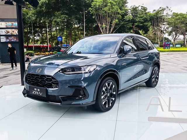 Honda ZR-V tiết lộ nội thất giống như Civic đời mới - đối thủ cạnh tranh với Toyota Corolla Cross - Ảnh 1.