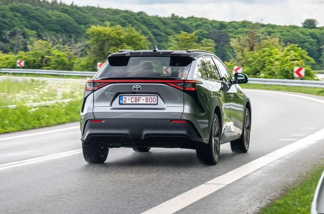 Sự kiện đặc biệt: Toyota vội đề xuất mua lại xe của khách vì sự cố chưa có lời giải pháp - Hình 2.