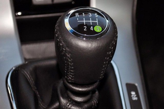 Những điều cần nhớ khi lái xe vào mùa mưa lũ - Hình 2.