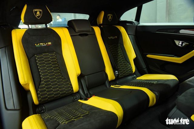 Lamborghini Urus Pearl Capsule - Siêu SUV độc nhất tại Việt Nam - Hình 11.