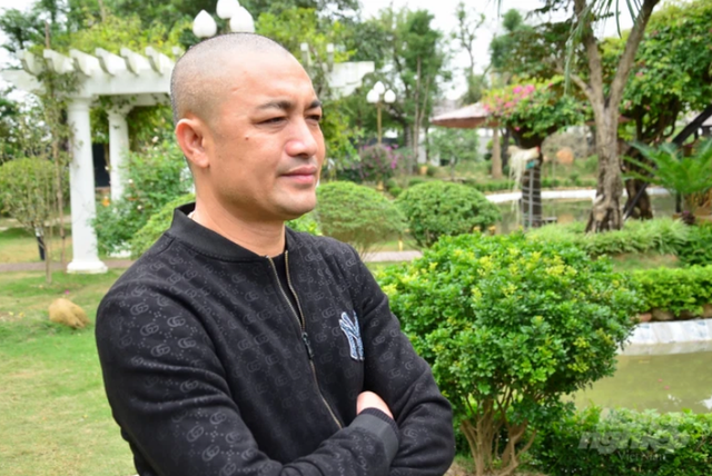 Gặp 'ông trùm chăn nuôi lợn' tại Hải Dương, thưởng thức cảnh dàn siêu xe lót vàng trăm tỷ và biệt thự trong khu công viên rộng hàng nghìn mét vuông - Hình 5.