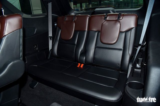 Phiên bản Ford Explorer Platinum hiếm có đã có mặt tại Việt Nam, với nhiều trang bị hơn so với phiên bản chính thức, có giá khoảng 4 tỷ đồng - Ảnh 14.