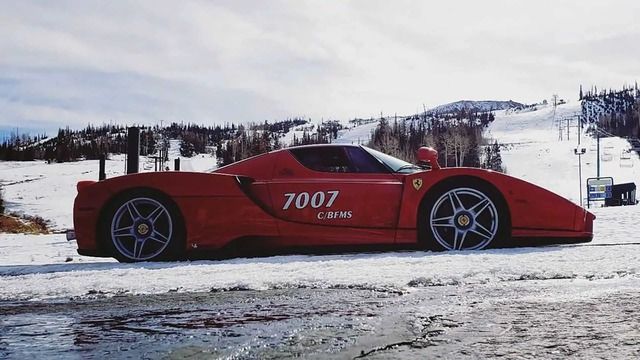 Câu chuyện ly kỳ về việc sử dụng Ferrari Enzo với quãng đường đã đi tới 145.000 km: Sau tai nạn, xe vẫn được khôi phục và tiếp tục chạy, đạt tốc độ hơn 380 km/h - Hình ảnh 2.