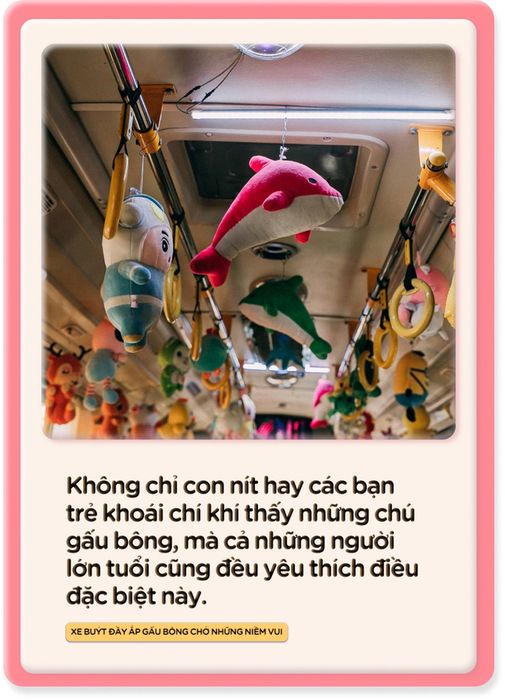 Xe buýt đầy ắp gấu bông đang gây sốt: Phụ xe là chuyên gia gắp thú đích thực - Hình 19.