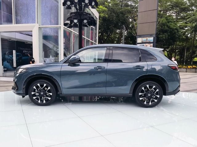 Honda ZR-V tiết lộ nội thất giống như phiên bản mới của Civic - đối thủ cạnh tranh với Toyota Corolla Cross - Ảnh 6.