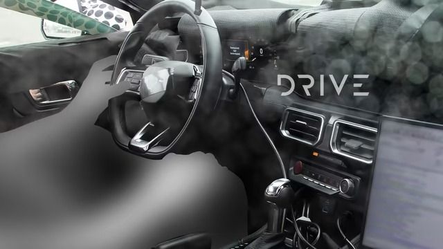 Sự thay đổi đầy bất ngờ trong cabin của Ford Mustang thế hệ mới: Dần dần bắt kịp xu hướng công nghệ - Ảnh 4.