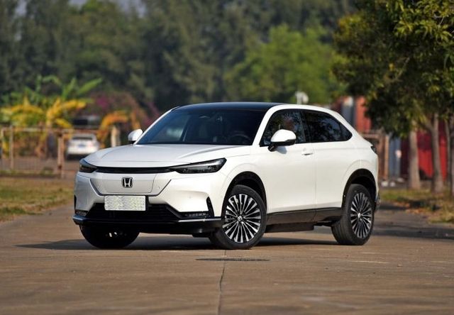 Áp lực từ Hongqi và các dòng xe Đức khiến thương hiệu xe sang của Honda phải đau đầu rút khỏi thị trường Trung Quốc - Ảnh 2.