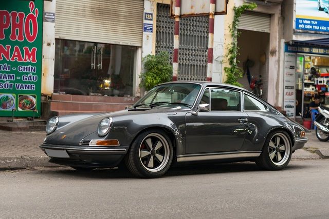 Porsche 911 đời 964 được độ hoài cổ đầu tiên tại Việt Nam - Sự thú vị của việc độ xe trong nước - Ảnh 6.