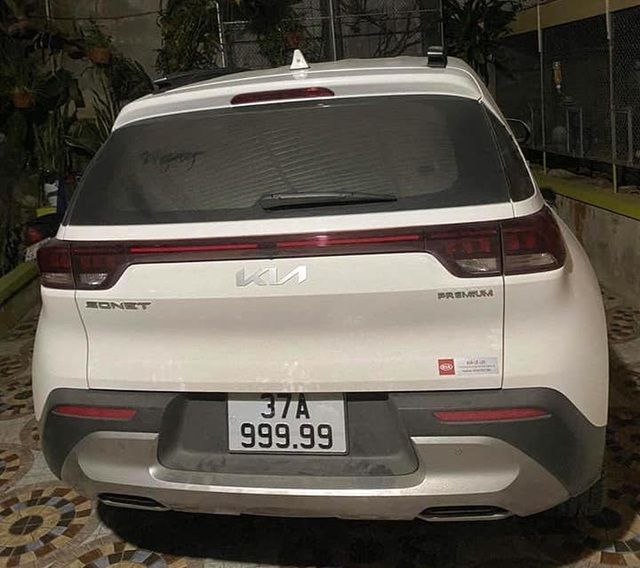 Người chủ xe phát hiện biển số ngũ quý 9: Đông đảo người quan tâm mua xe với giá hời - Ảnh 2.
