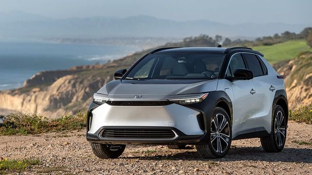 Sự kiện đặc biệt: Toyota đề nghị mua lại chiếc xe điện đầu tiên sau 2 tháng bán vì sự cố chưa được khắc phục - Hình 1.