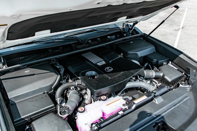 Khám phá Lexus LX 600 phiên bản 7 chỗ: Xe SUV hạng sang có giá hơn 8 tỷ đồng phù hợp cho gia đình chủ tịch đông người - Ảnh 14.