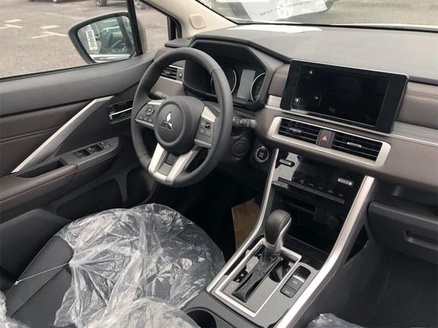Mitsubishi Xpander 2022 đã chính thức có mặt tại Việt Nam - Mẫu MPV đỉnh cao với hệ thống phanh điện tử, nâng cấp nội thất và sẽ thách thức Toyota Veloz Cross - Ảnh 3.