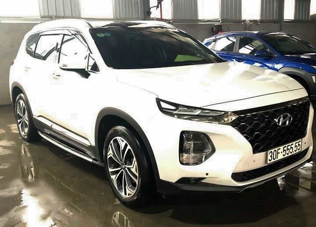 7 chiếc Hyundai Santa Fe tăng giá lên đáng kinh ngạc nhờ biển số đẹp: Chiếc đắt nhất được niêm yết giá 3,7 tỷ đồng - Ảnh 2.