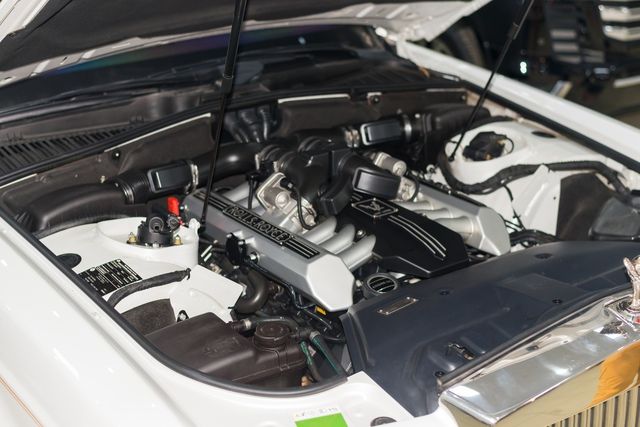 Bởi vì quá đặc biệt, chiếc Rolls-Royce Phantom này được định giá 20 tỷ đồng dù đã đi được 41.000km - Hình ảnh số 7.