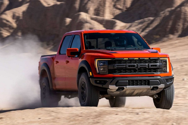 Dị thường nhưng có lí: Xe Ford Ranger Raptor cũ đắt hơn xe mới - Hình ảnh 2.