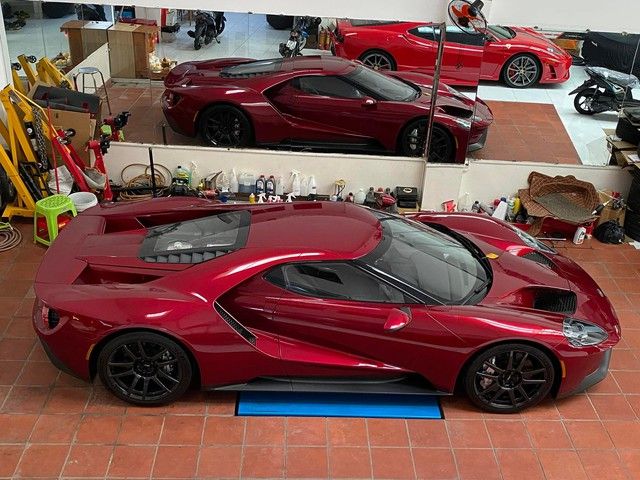 Chiếc Ford GT đầu tiên tại Việt Nam đã tìm được chủ nhân sau một năm trở về nước, có thể tham gia hành trình siêu xe của ông vua cà phê.