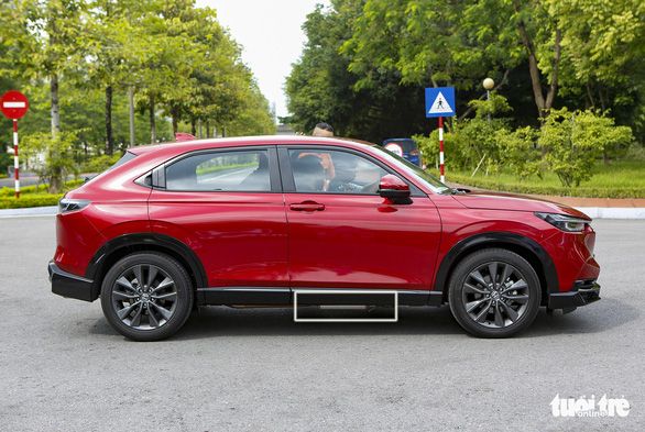 Tranh cãi về chi tiết bên hông và giá bán của Honda HR-V - Ảnh 1.