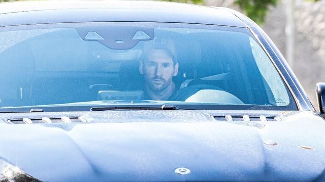 Xe hạng sang tiền tỷ của Messi: Số lượng ít nhưng chất lượng cao, được săn lùng nhiều nhất thế giới - Ảnh 3.