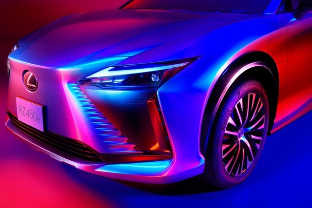 Lexus RZ 450e 2023 tiết lộ hình ảnh bề ngoài - Hình 7.