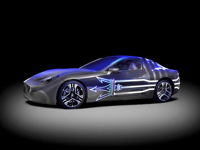 Phiên bản Maserati GranTurismo Folgore này phù hợp cho những người muốn tiết kiệm xăng dầu trong bối cảnh giá xăng dầu ngày càng tăng cao - Hình 3.