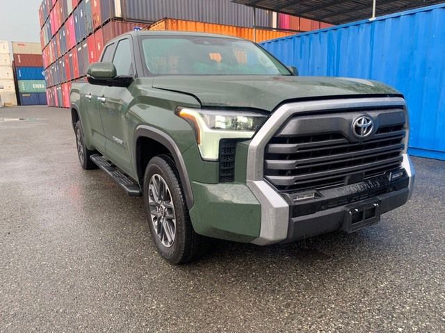 Toyota Tundra 2022 đầu tiên tại Việt Nam: Giá trên 4,5 tỷ đồng, trang bị đầy đủ, là sự lựa chọn mới cạnh tranh với Ford F-150 - Hình ảnh số 1.
