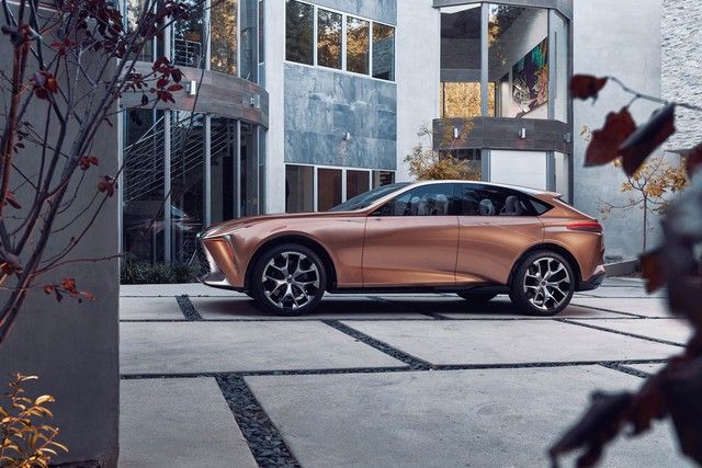 Lexus RZ 450e tiết lộ diện mạo giống với mẫu concept siêu xe từng xuất hiện tại Việt Nam - Ảnh 3.