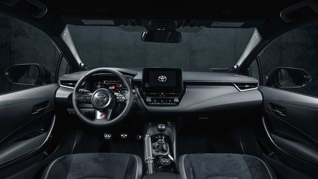 Toyota GR Corolla đã chính thức ra mắt, hứa hẹn sẽ là đối thủ đáng gờm cho Honda Civic Type R - Ảnh 7.