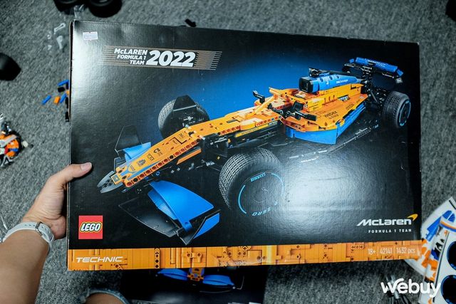 Trải nghiệm lần đầu xây dựng LEGO 1432 mảnh: Mất 10 tiếng mới hoàn thành, tạo ra một mô hình xe đua F1 McLaren chi tiết từng phần - Ảnh 2.