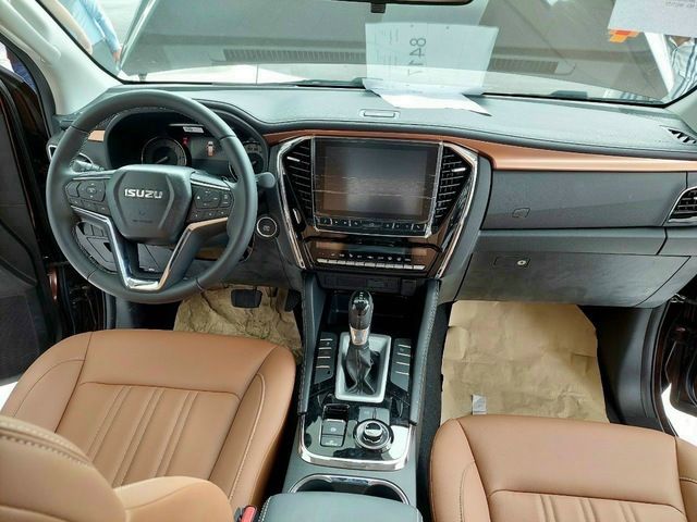 Xem trước Isuzu mu-X 2022 sắp bán tại Việt Nam: 4 phiên bản, không có động cơ 3.0L, giá dự kiến từ hơn 900 triệu đồng - Ảnh 4.
