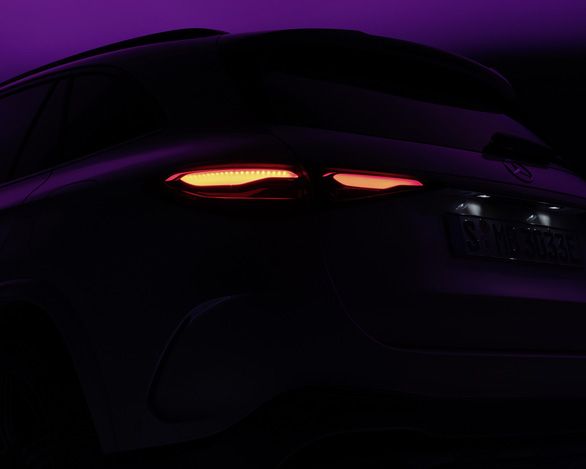 Mercedes-Benz GLC 2023 sắp ra mắt, SUV sang bán chạy nhất chuẩn bị đổi mới - Ảnh 2.