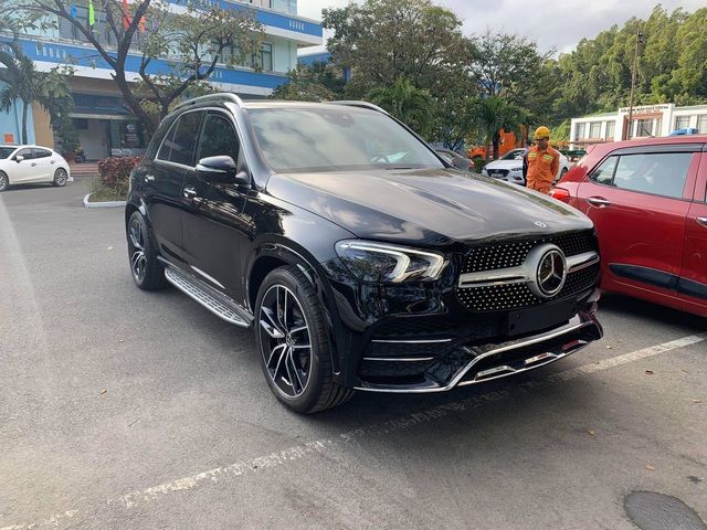 Mercedes-Benz triệu hồi 144 xe do lỗi hệ thống điện - Ảnh 1.