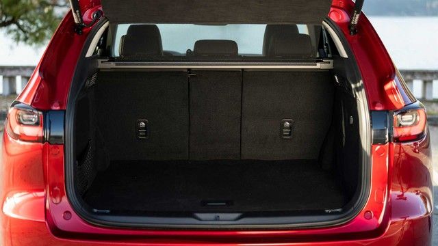 Trải nghiệm Mazda CX-60: Chỉ ít hơn một chút so với Mercedes GLC và BMW X3 - Ảnh 13.