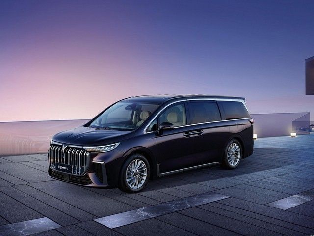 Siêu minivan nhanh nhất thế giới đã ra mắt tại Trung Quốc, hy vọng cạnh tranh với Toyota Alphard - Ảnh 1.