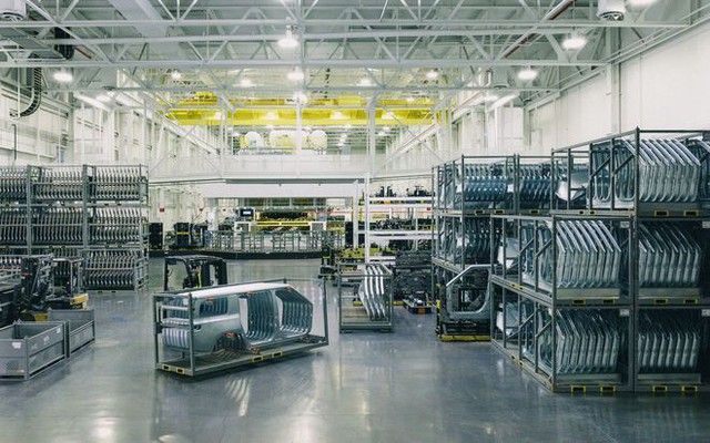 Khát vọng không giới hạn của hãng xe điện Rivian: Mỗi quý chỉ sản xuất được 2.500 xe nhưng CEO mạnh mẽ tuyên bố sẽ bán được 10 triệu xe mỗi năm như Toyota - Ảnh 6.