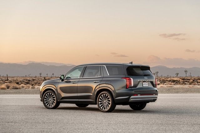Ra mắt Hyundai Palisade 2023: Thiết kế lưới tản nhiệt 3D và vô-lăng giống như Tucson, ghế ngồi có công nghệ công thái học 'mượn' từ Genesis cùng nhiều công nghệ tiên tiến - Hình 4.