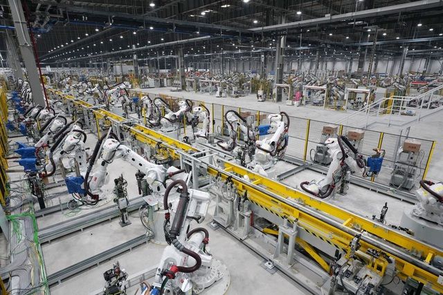 Việc VinFast đầu tư xây dựng nhà máy trị giá 2 tỷ USD tại Mỹ: Điều ẩn sau cũng khiến Hyundai hành động một cách vội vã - Ảnh 1.
