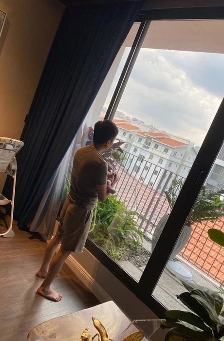 Tổ ấm Full House siêu sang của doanh nhân Nguyễn Quốc Cường: Thu hút sự chú ý của cả quận 7, gara tràn ngập bộ sưu tập siêu xe, khu vườn thư giãn ngay giữa ngôi nhà và phòng trưng bày hàng hiệu cho nóc nhà uy tín  - Ảnh 18.