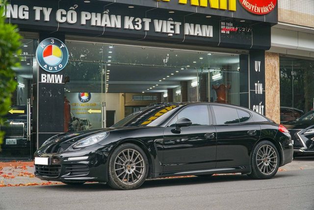 Ngỡ ngàng khi mở hộp Porsche Panamera với giá chỉ hơn 2 tỷ đồng, chỉ khi kiểm tra kỹ mới hiểu được bí mật đằng sau - Ảnh 8.