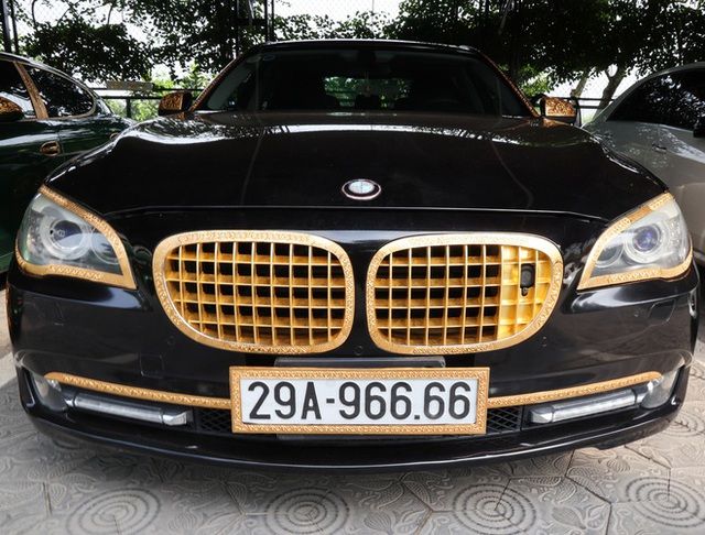 Ngạc nhiên trước bộ sưu tập siêu xe mạ vàng, biển số tứ quý của doanh nhân buôn lợn nổi tiếng ở Hải Dương - Hình 12.