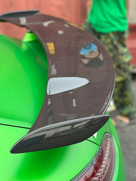 Mercedes-AMG GT R thứ hai xuất hiện tại Việt Nam: Màu sơn độc, nhiều chi tiết carbon, tính năng bổ sung so với xe của ông Đặng Lê Nguyên Vũ - Ảnh 3.